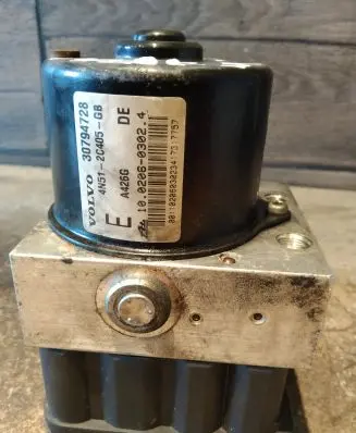 Volvo V50 ABS Pump 30794730AA 30794728 4N512C405GB