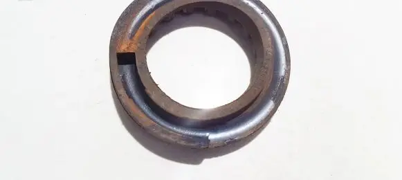 Ford Focus Front coil spring rubber mount 98ag5599ac 98ag-5599-ac