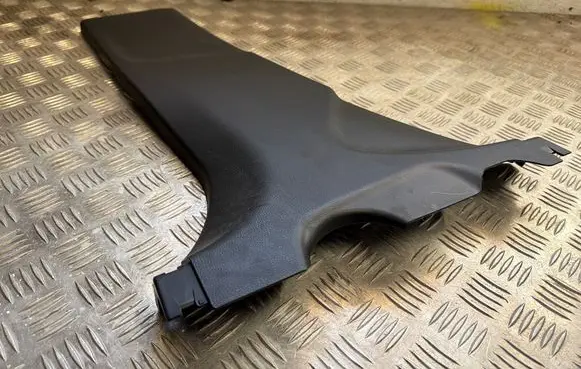 Toyota Yaris Cross (B) pillar trim (bottom) 62414K0020