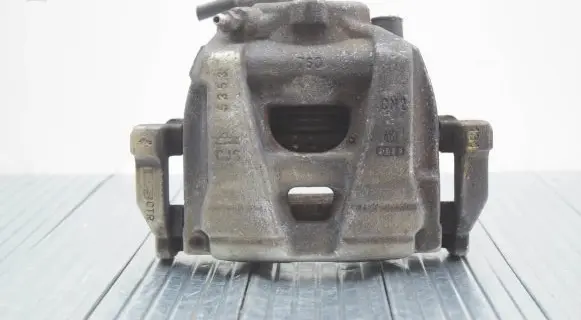 Audi Q3 8U Front brake caliper 3956997