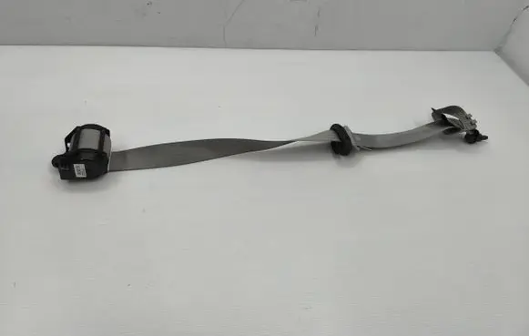 Opel Antara Seat belt trim 95182376