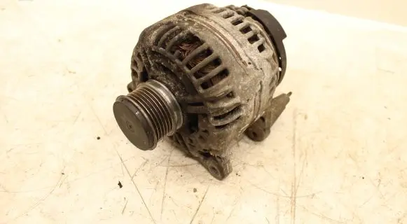 Volkswagen Jetta V Generator/alternator 06F903023F