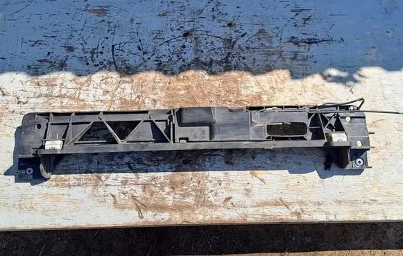 Citroen C5 Aircross Top upper radiator support slam panel 9824055880