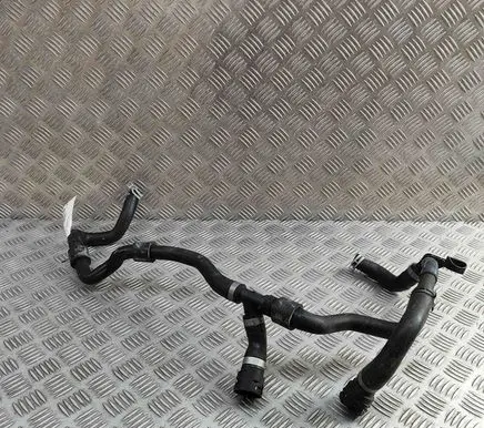 Audi E-tron GT Engine coolant pipe/hose 9J1122058 9J1121448