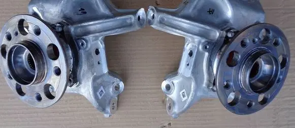 Mercedes-Benz SLK R172 Stub axle 