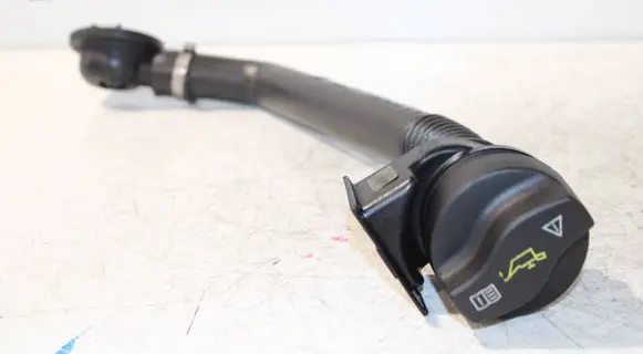 Mercedes-Benz Sprinter W906 Oil fill pipe A6510100169