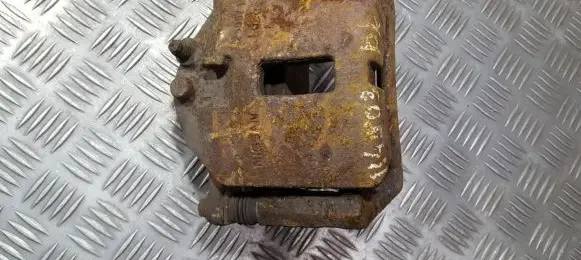 Nissan Primera Front brake caliper