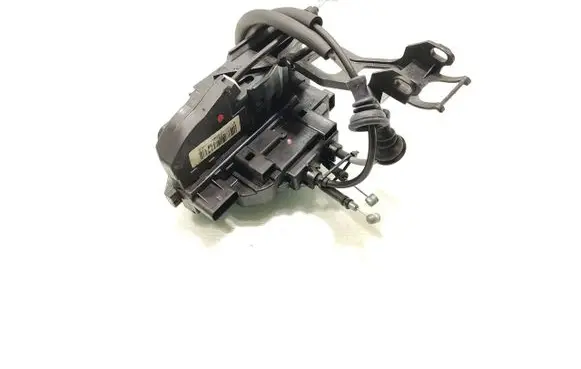 Hyundai Santa Fe Front door lock 81320-2B060