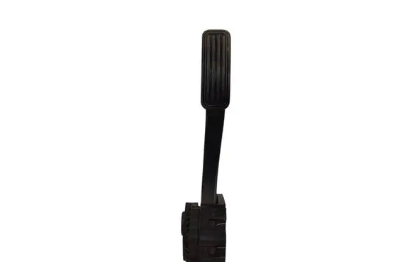 Ford Fusion II Accelerator throttle pedal DG9C9F836 DG9C9F836AB A1411065129