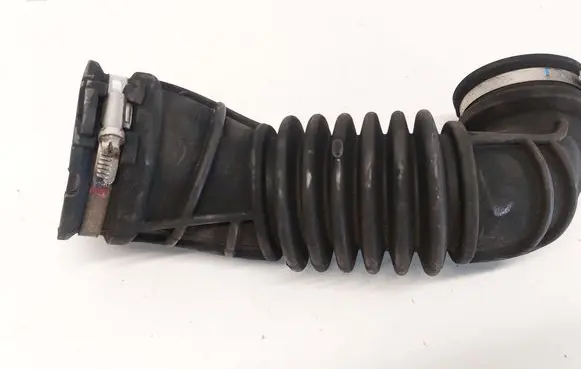 Opel Mokka X Turbo air intake inlet pipe/hose 95374554