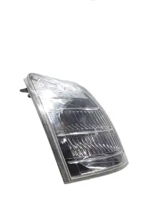 Nissan X-Trail T30 Front indicator light Wy21w