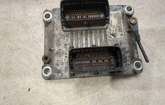 Opel Astra H Engine control unit/module 0261207962 55350552 1039S04999