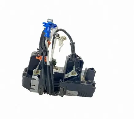 Opel Astra G Rear door lock 24414135