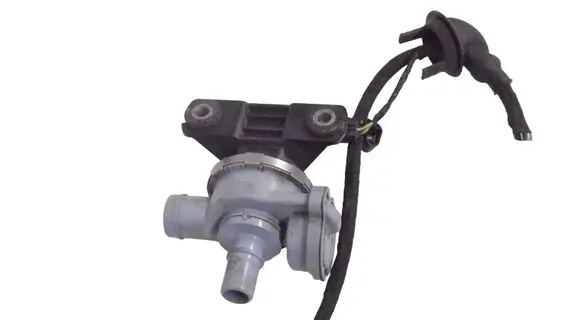 BMW 3 G20 G21 Electric auxiliary coolant/water pump 7441833