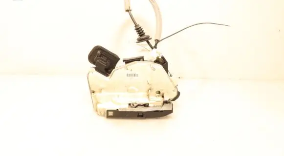 Skoda Fabia Mk3 (NJ) Front door lock 16A-6V1837016A