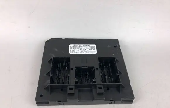 Volkswagen Golf VIII Comfort/convenience module 5WA937086BD