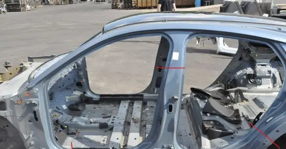 Ford Mustang Mach-E Pillar (middle) 