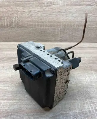 BMW 5 E39 ABS Pump 0265217000 1090810