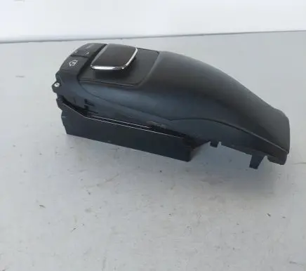 Lexus RX 450H Head unit multimedia control 2372400570 8478048101 2372003040