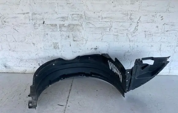 Toyota Avensis T250 Front wheel arch liner splash guards 5387605030
