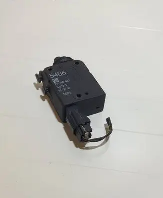 Opel Zafira A Tailgate boot lock/latch motor 90460062 1101215 5406