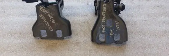 Jeep Grand Cherokee (WK) Rear door hinge set 