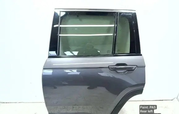 Jeep Grand Cherokee WL Rear door 