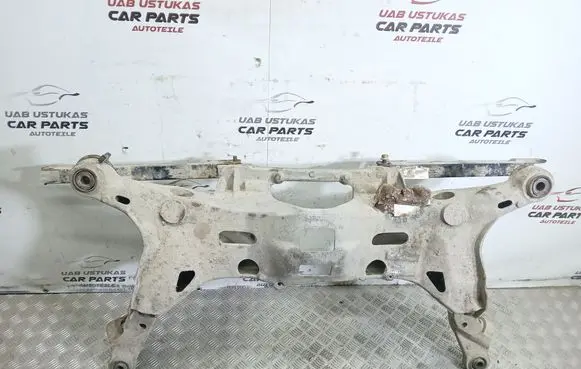 Volvo XC70 Rear subframe 