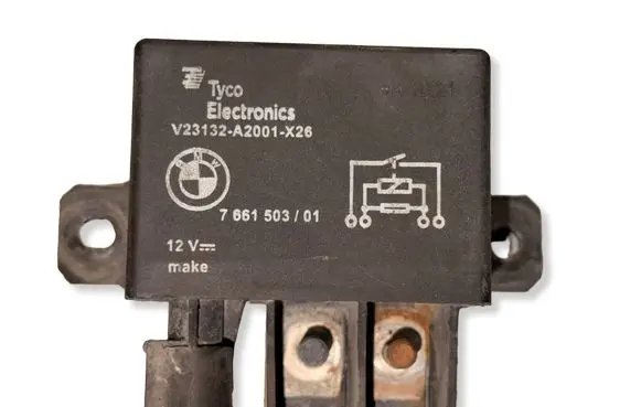 BMW X5 E70 Combustion relay V23132A2001X26 7661503