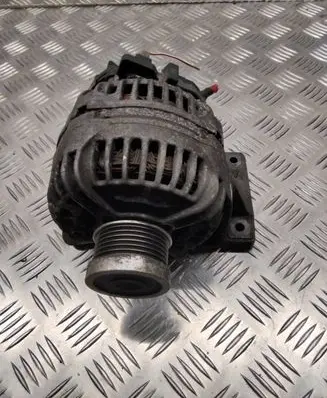 Volvo V70 Generator/alternator 8676496 0124525029