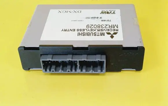 Mitsubishi Carisma Door central lock control unit/module MR238029