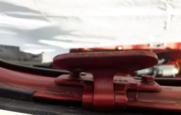 Fiat Bravo - Brava Tailgate/trunk/boot hinge