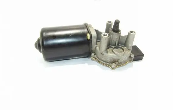 Skoda Octavia Mk1 (1U) Wiper motor 1J1955113C