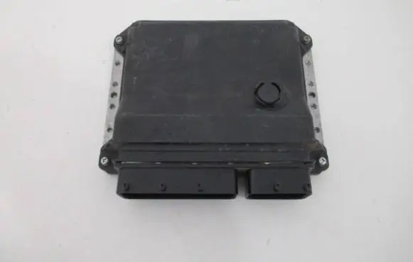 Toyota RAV 4 (XA40) Engine control unit/module 89661-42J40 8966142J40 2759005001