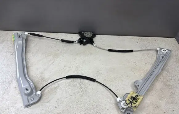 Opel Insignia B Front door electric window regulator
