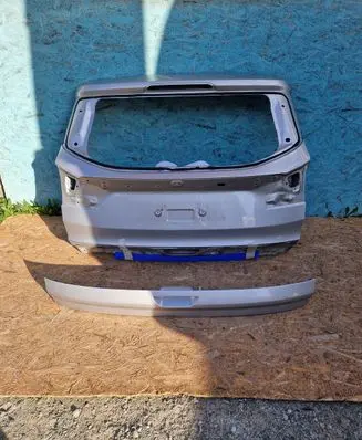 Tailgate/trunk/boot lid