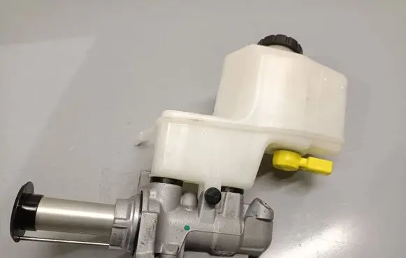 Skoda Kamiq Master brake cylinder 03350892491 2Q2614019A 2Q2611301