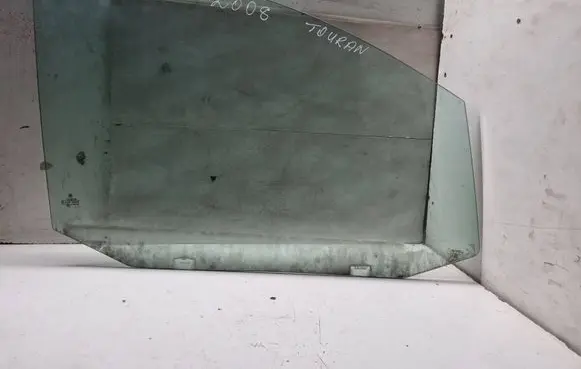 Volkswagen Touran I Front door window glass four-door 43R001582
