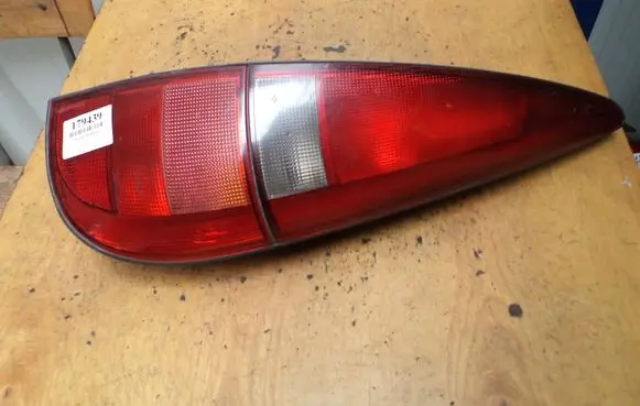 Renault Laguna I Rear/tail lights