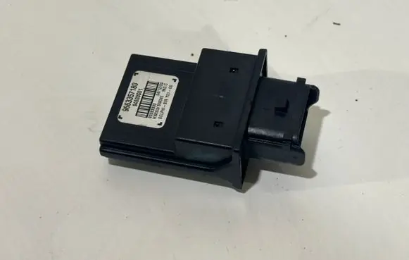 Peugeot 3008 I Other control units/modules 9663357180