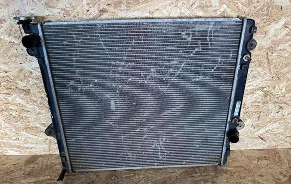 Toyota Land Cruiser (J120) Coolant radiator