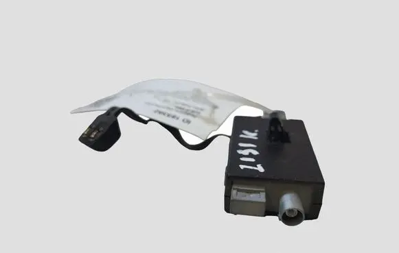 Volvo XC90 Aerial antenna amplifier 30752098 28022748