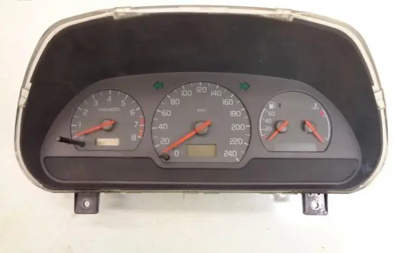 Volvo S40, V40 Speedometer (instrument cluster)