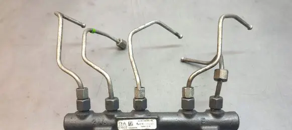 Ford Transit Fuel main line pipe 968529758002