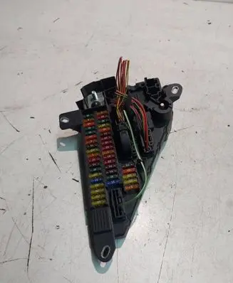 BMW 5 E60 E61 Fuse module 9138830 518956057