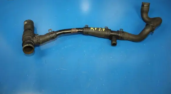 Jaguar XF X250 Engine coolant pipe/hose