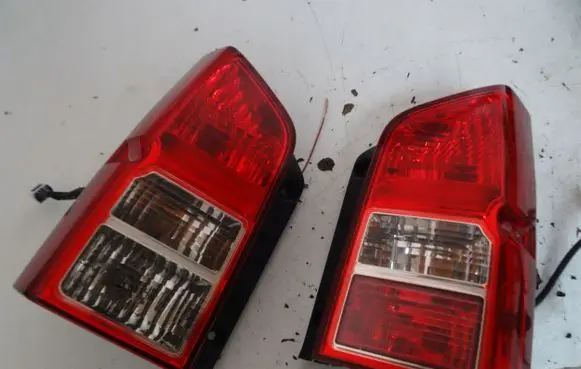 Nissan Pathfinder R51 Rear/tail lights