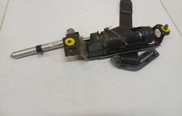 Volvo V50 Front seatbelt 3050549519