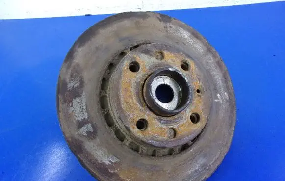 Opel Tigra A Front wheel hub spindle knuckle
