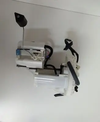 Lexus CT 200H In-tank fuel pump 7702047092